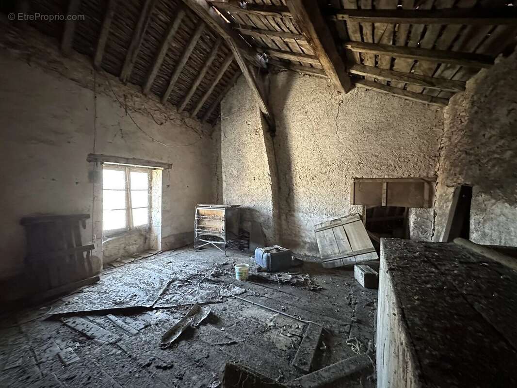 Maison à SAINT-SAVIN