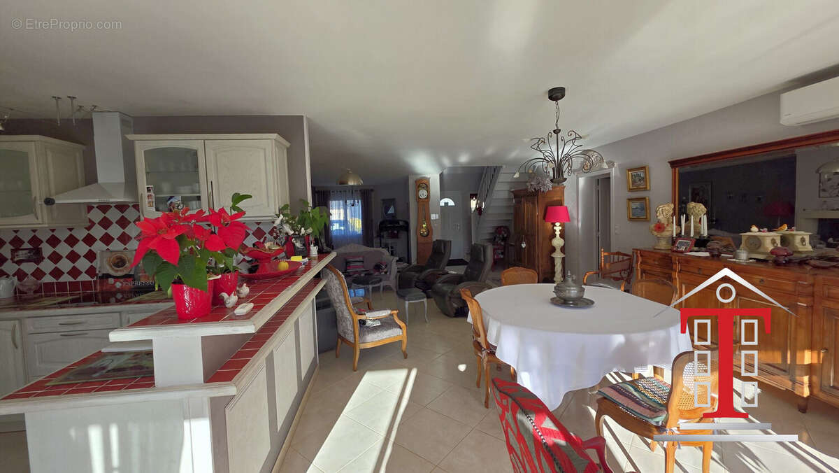 Maison à LE PLESSIS-GRAMMOIRE