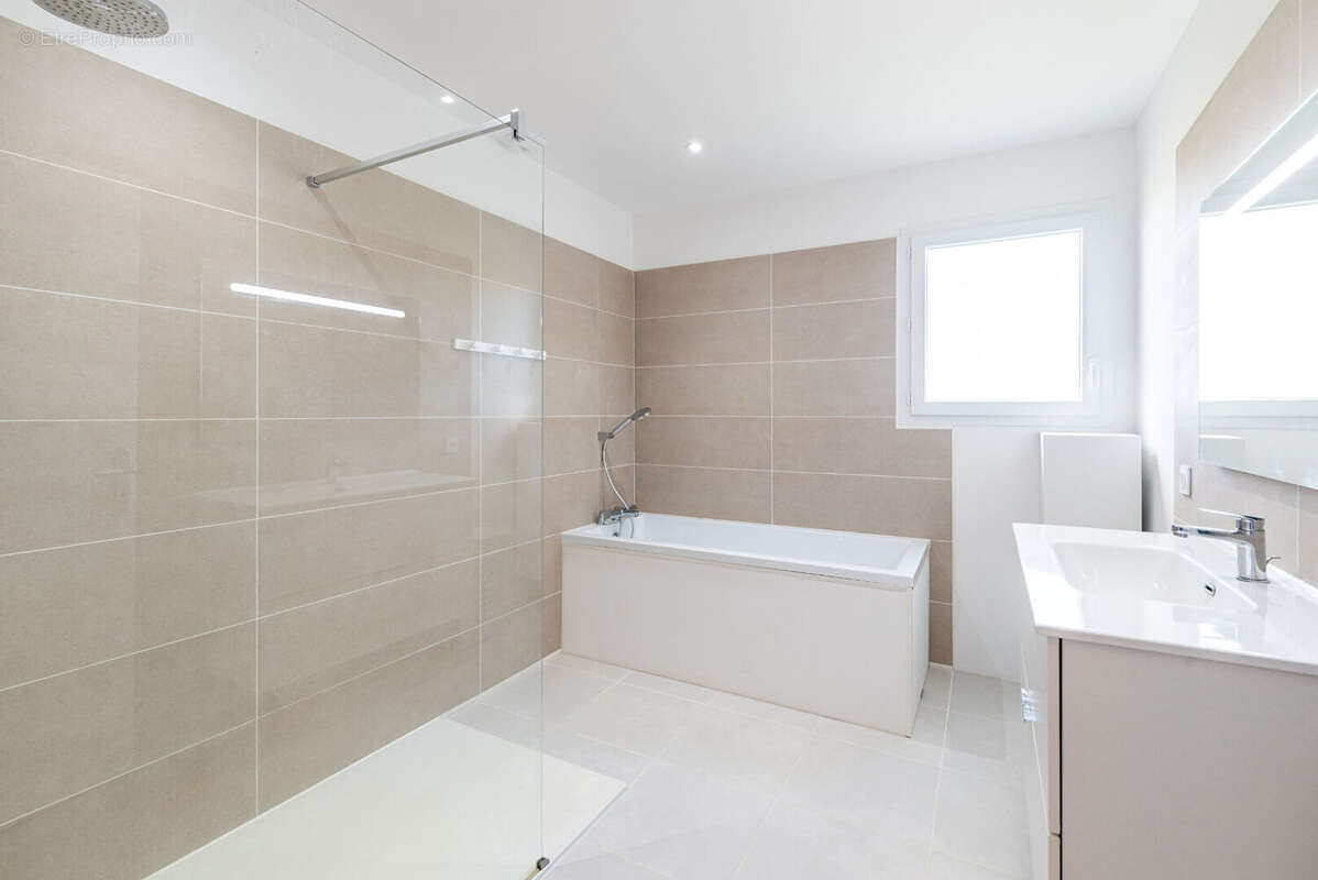 Maison 4 pièce(s) 95 m2 - photo 6