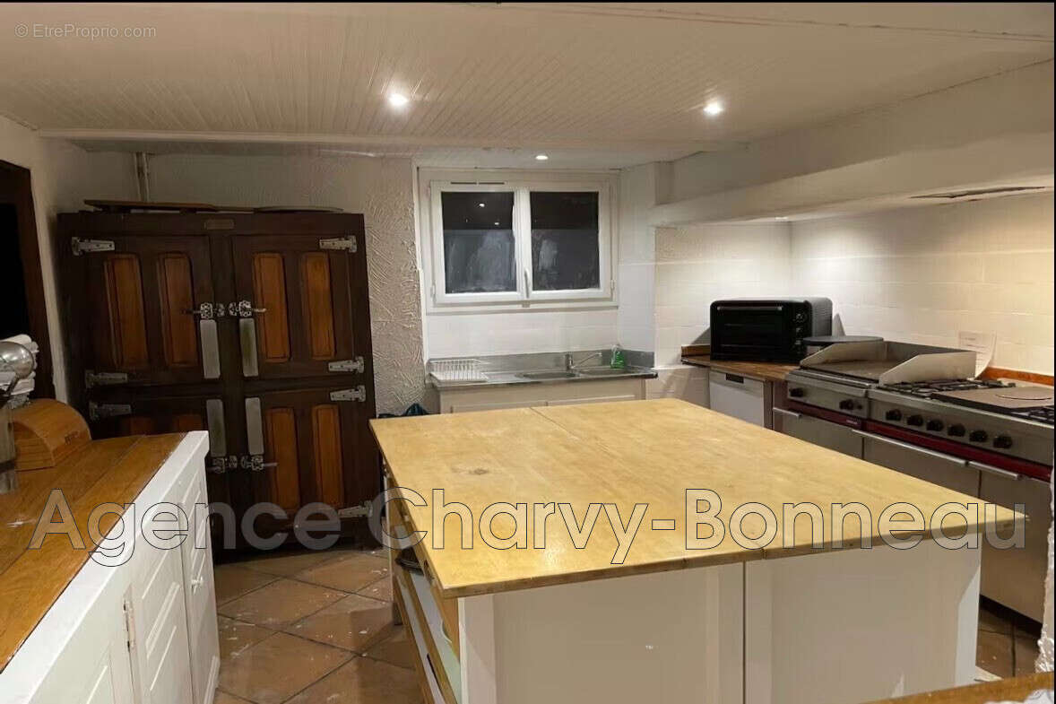 Maison 270 m² à Montjoie-En-Couserans  - photo 6