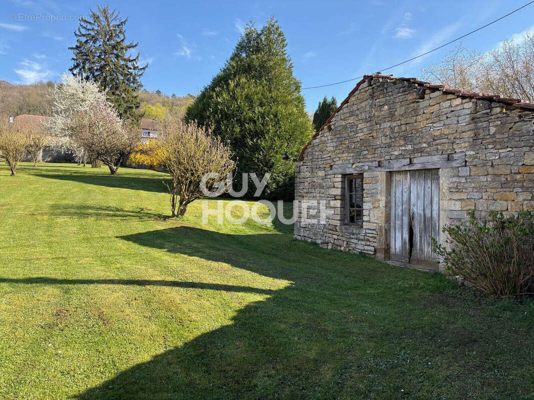Maison à ECHENOZ-LA-MELINE