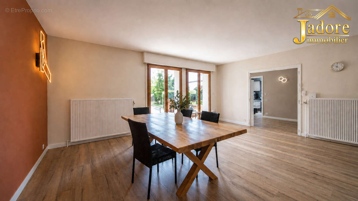 Maison renovee - photo 17