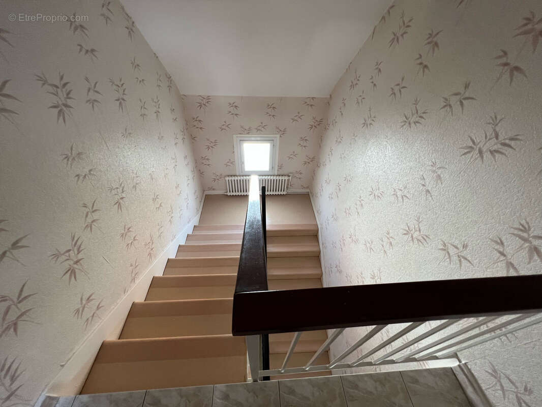 Maison à CHATELLERAULT