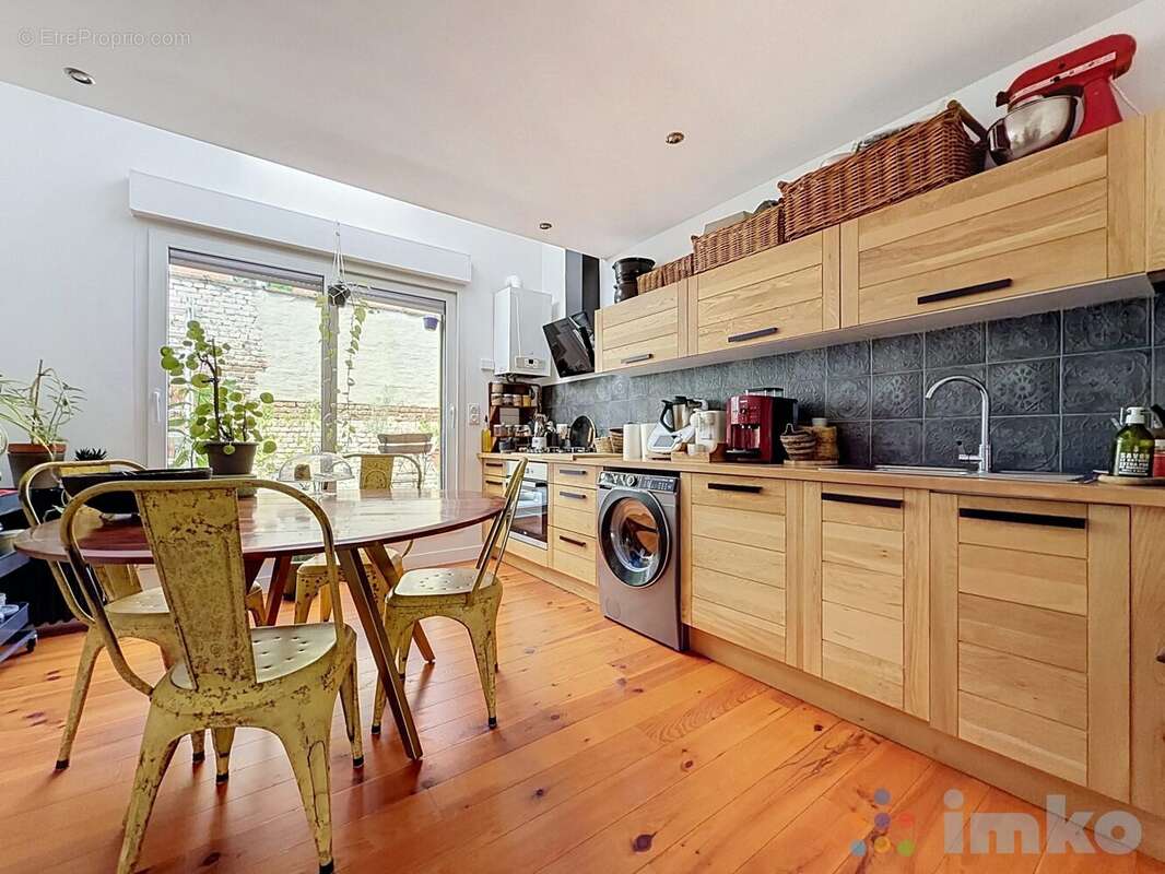 Maison 69 m² à Lille  - photo 4