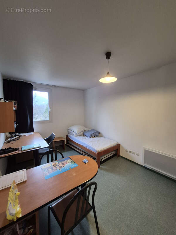 Appartement à SAINT-MARTIN-D'HERES