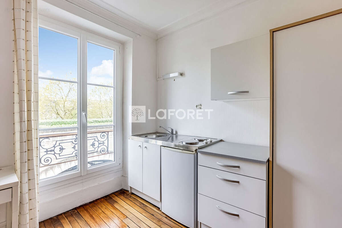 Appartement à PARIS-12E