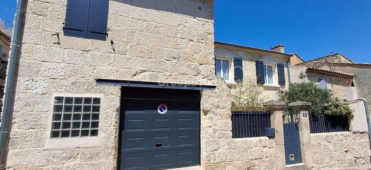 EXCLUSIVITE Maison de village garage et cour - photo 12