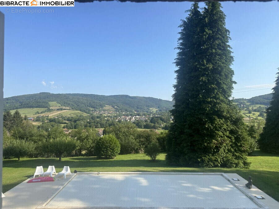 Maison à SAINT-SYMPHORIEN-DE-MARMAGNE