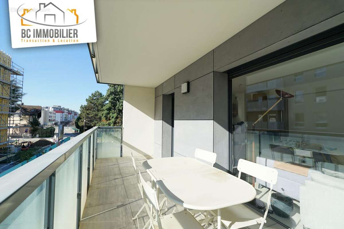 Appartement à FERNEY-VOLTAIRE