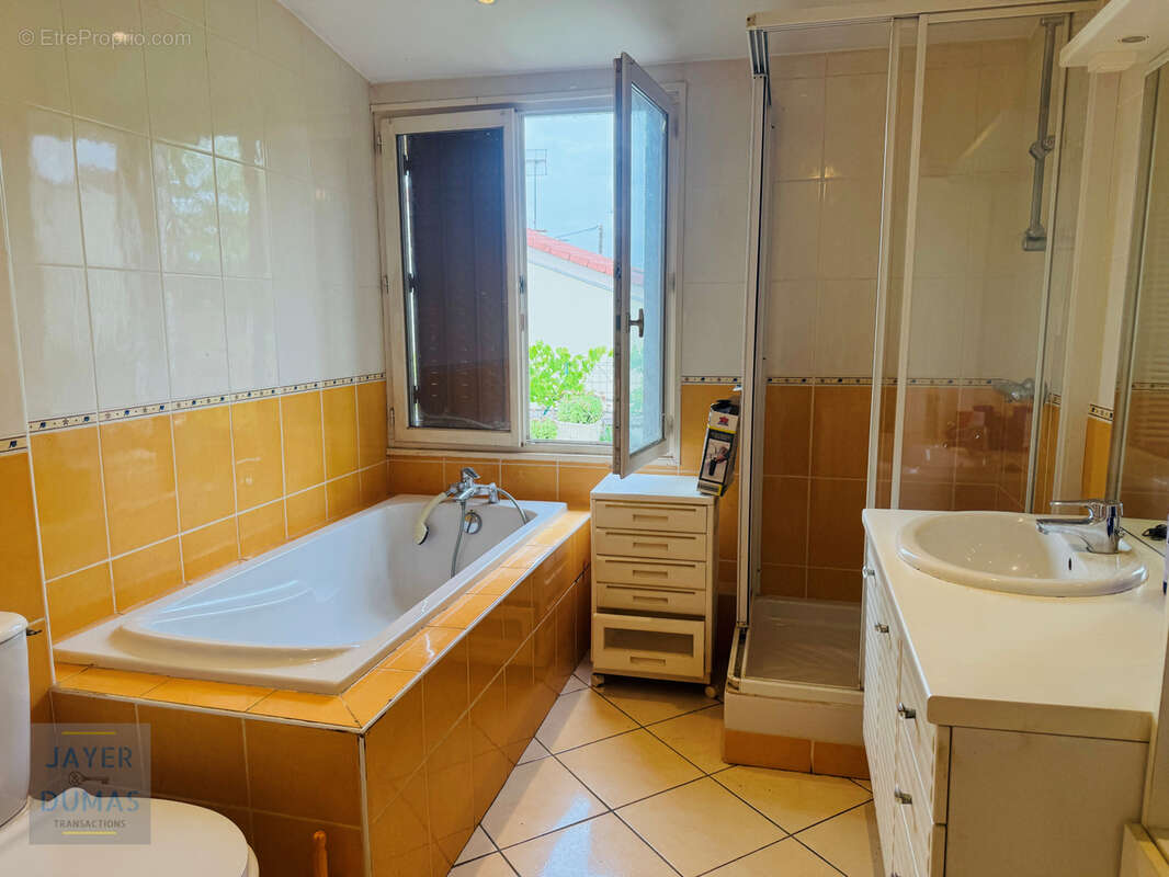 Exclusivite - saint remy - quartier calme - maison de plain-pied - 3 chambres - photo 10