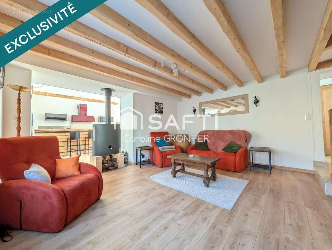 Photo 9 - Maison à GENELARD