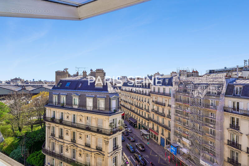 Appartement à PARIS-8E