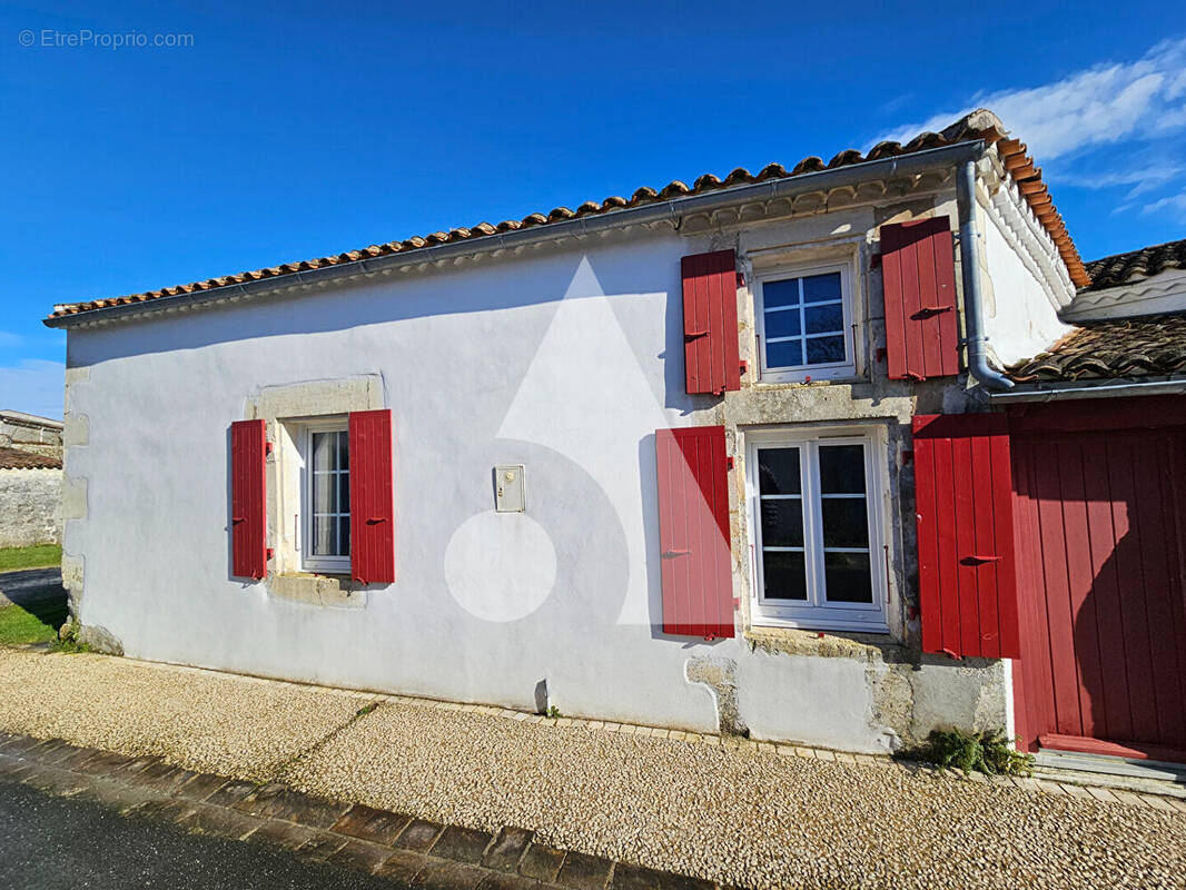 Maison à SAINT-SORNIN