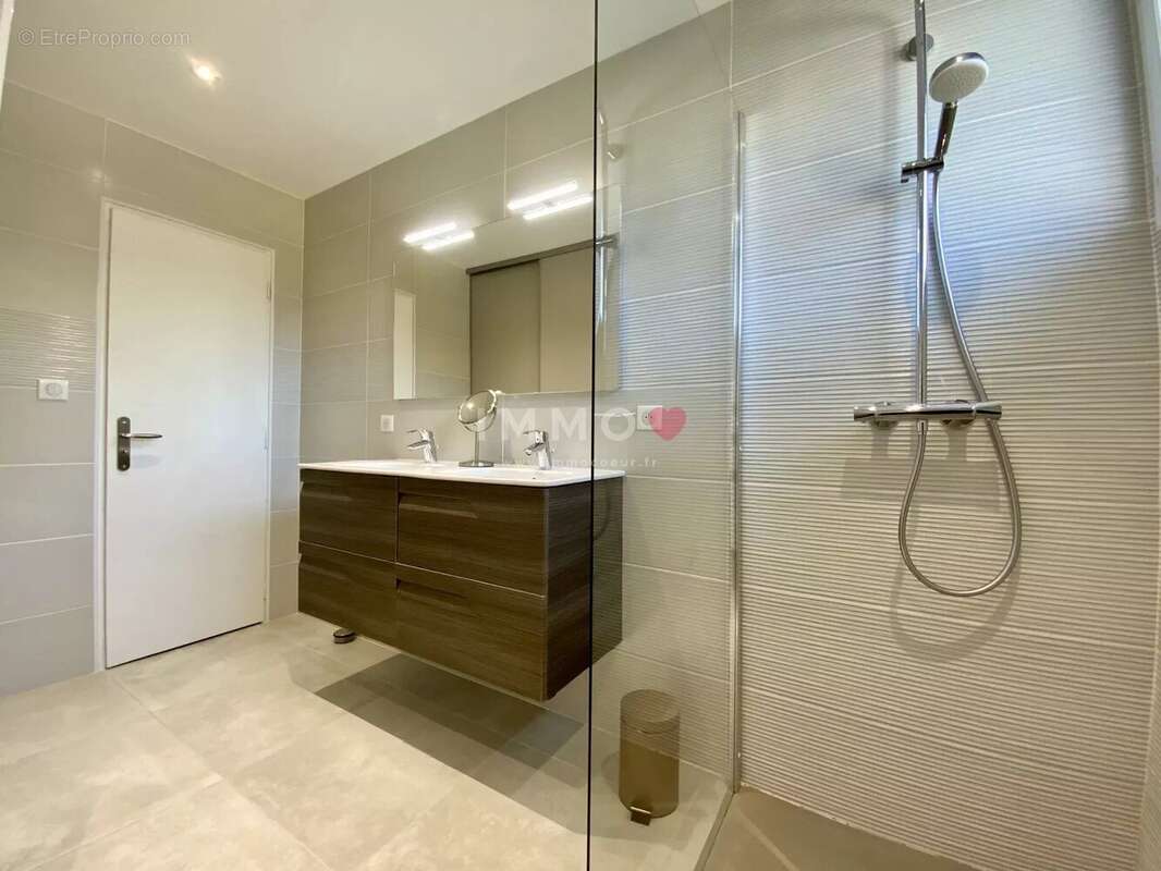 Maison Familiale de 143m² - photo 13