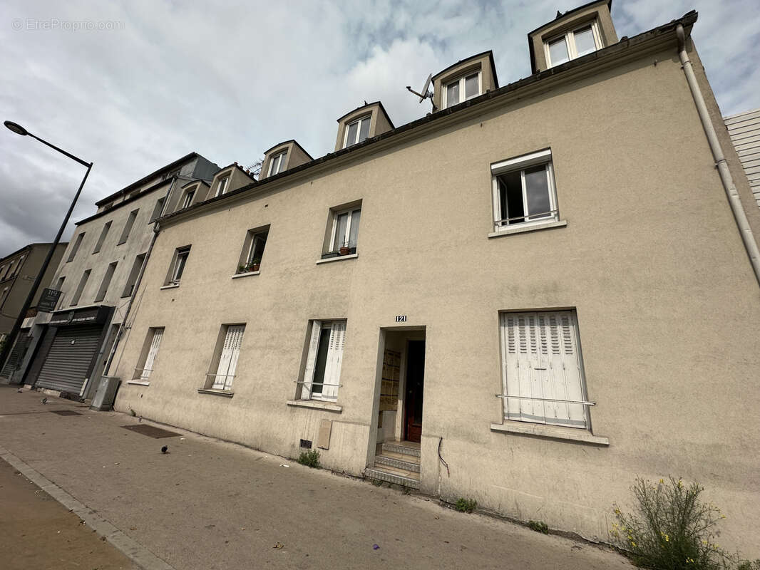 Appartement à STAINS