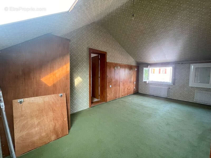 Maison à BEAUMONT-LES-AUTELS