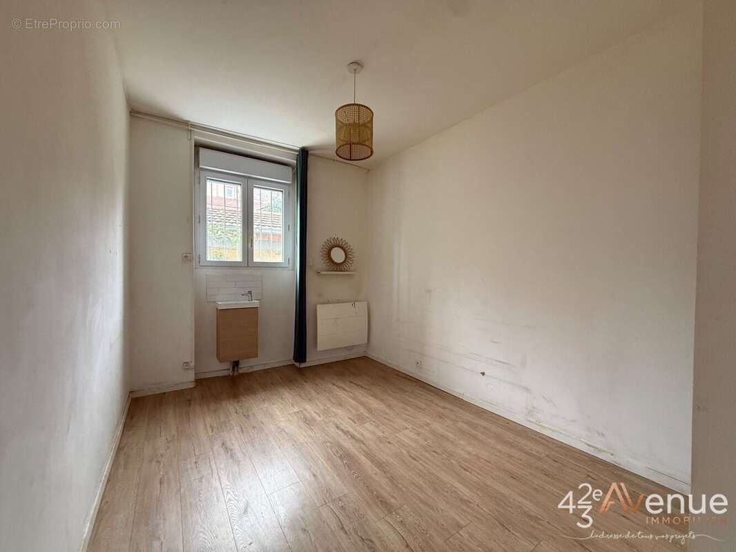 Appartement à SAINT-ETIENNE
