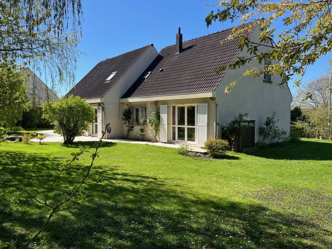 Maison à MEZY-SUR-SEINE