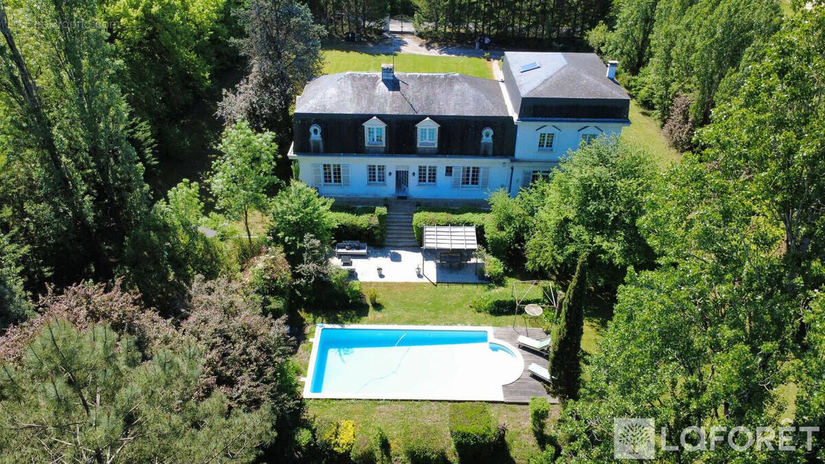 Maison à YVRAC