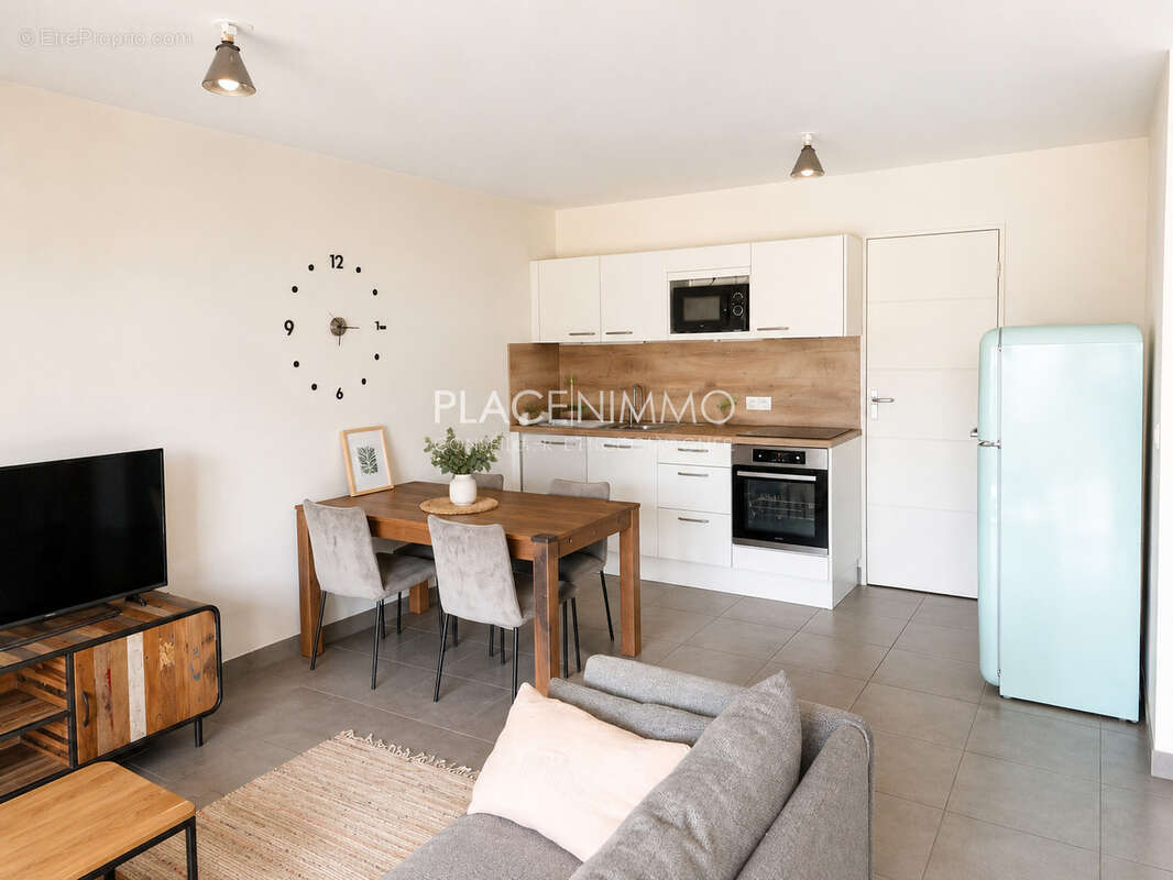 Appartement à CHARBONNIERES-LES-BAINS