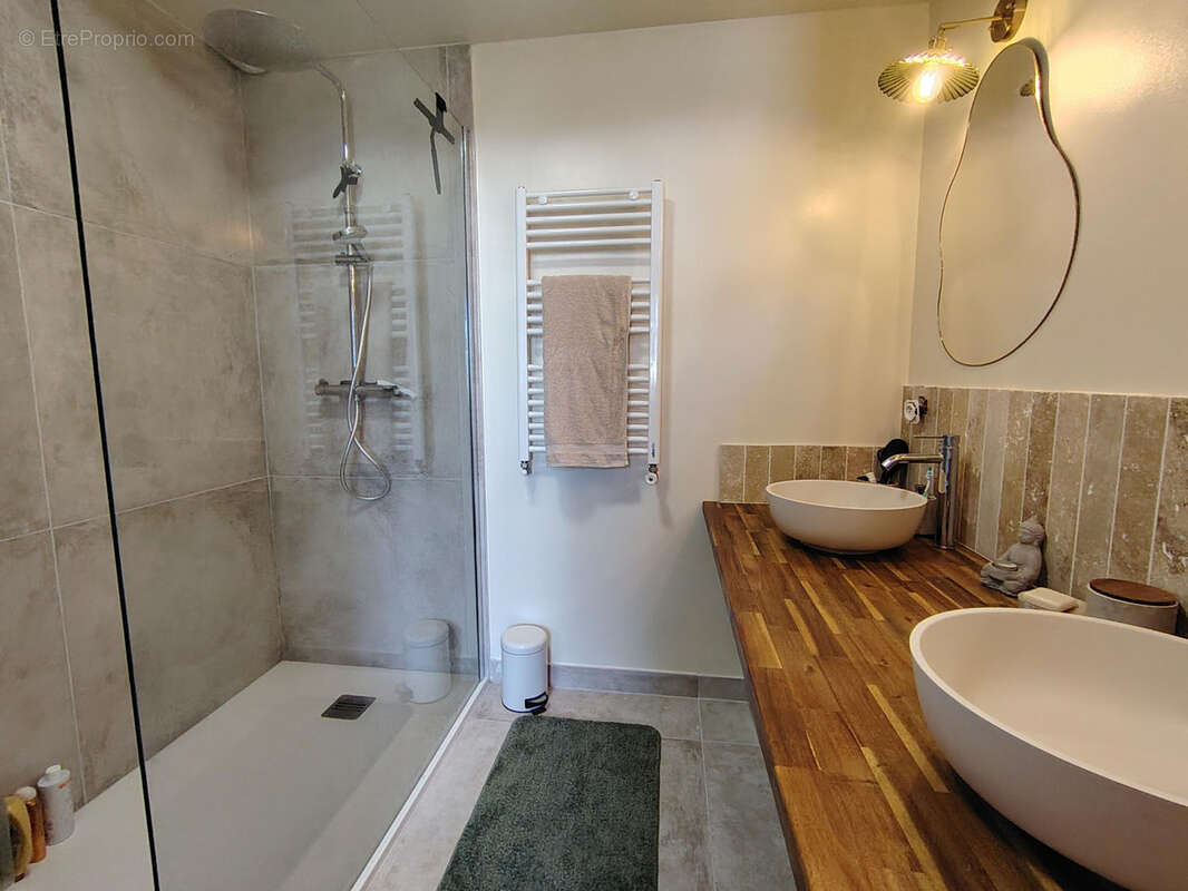 Maison à LA TURBALLE