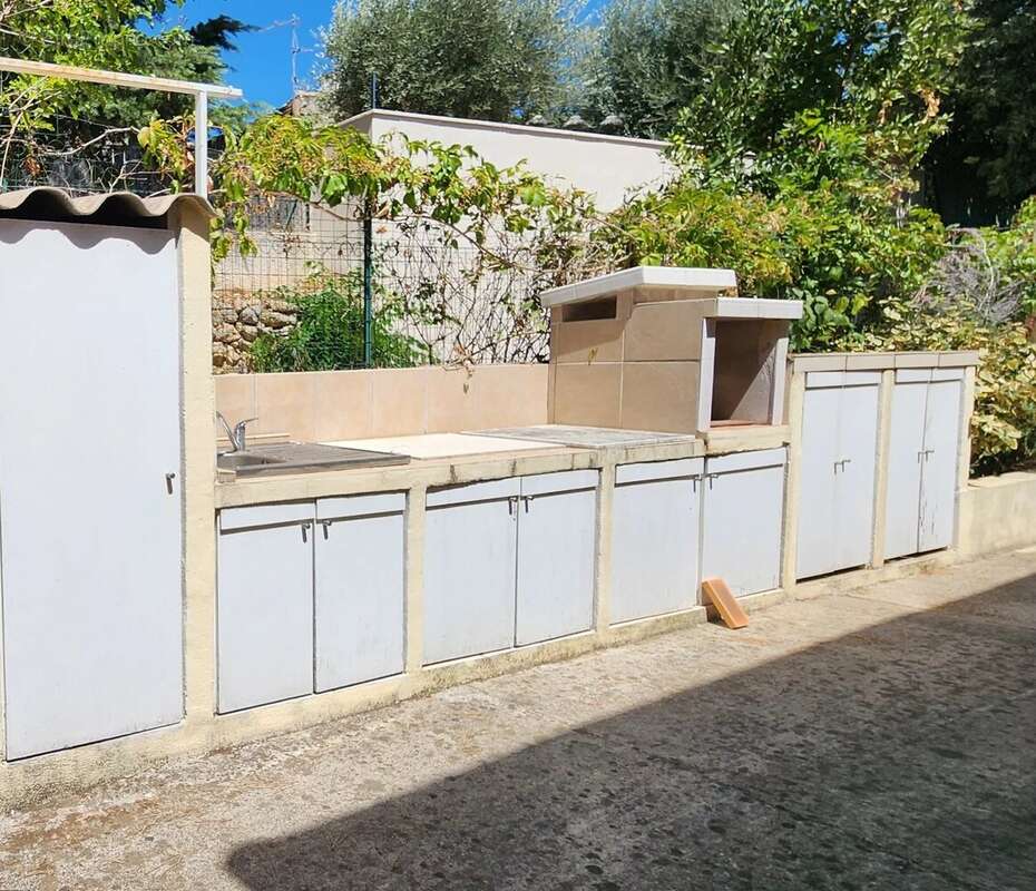 Grande maison divisée en 2 appartements - photo 13
