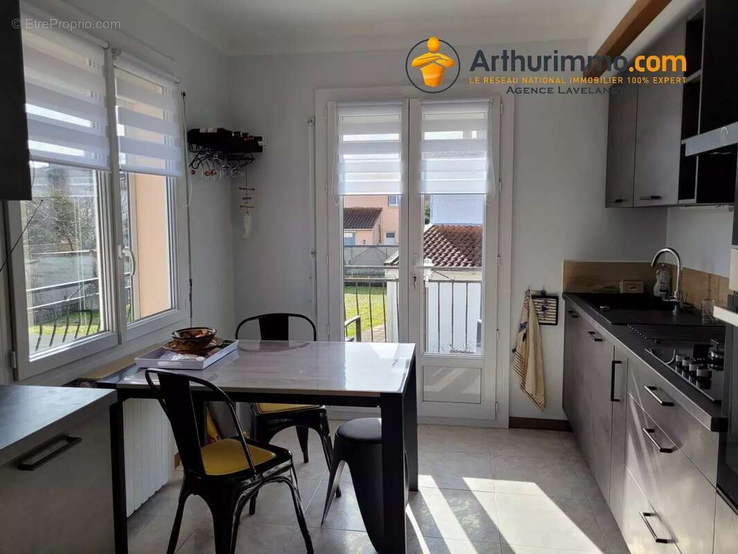 Maison à LAROQUE-D'OLMES