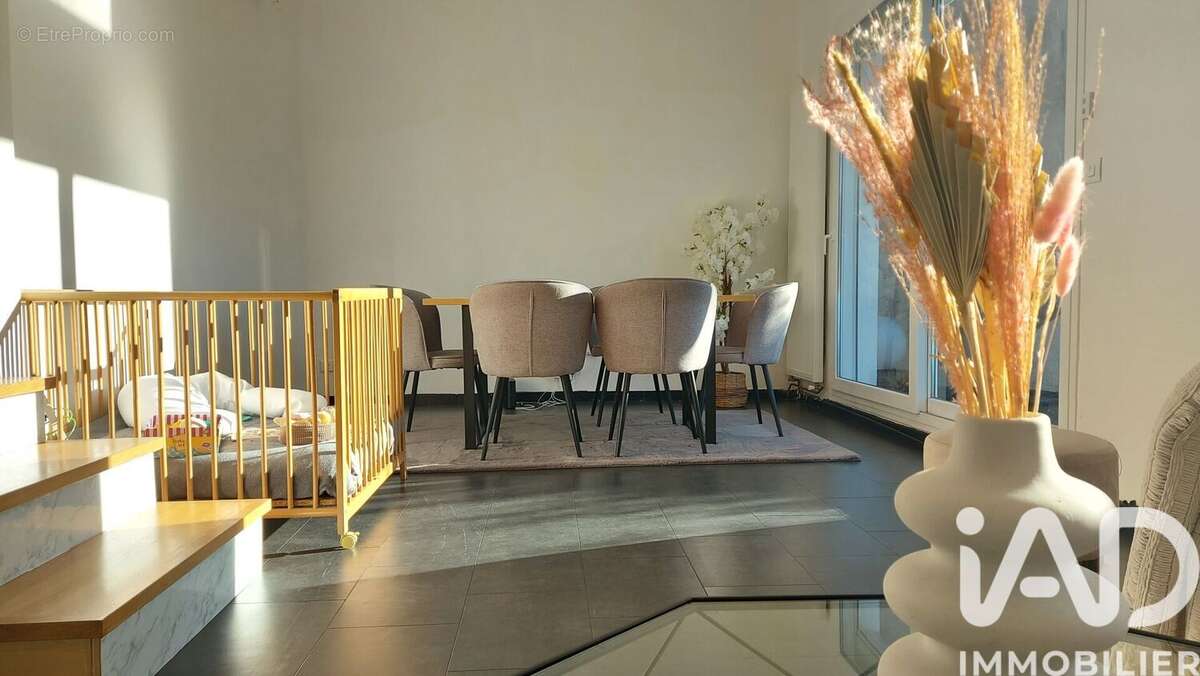 Photo 4 - Maison à MONTEREAU-FAULT-YONNE