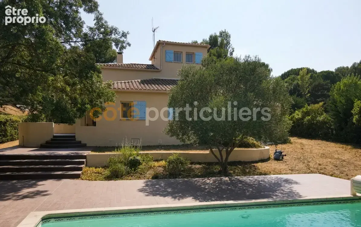 Villemoustaussou. Belle villa d'architecte de 156 m² avec piscine sur un terrain de 2 050 m² - photo 3