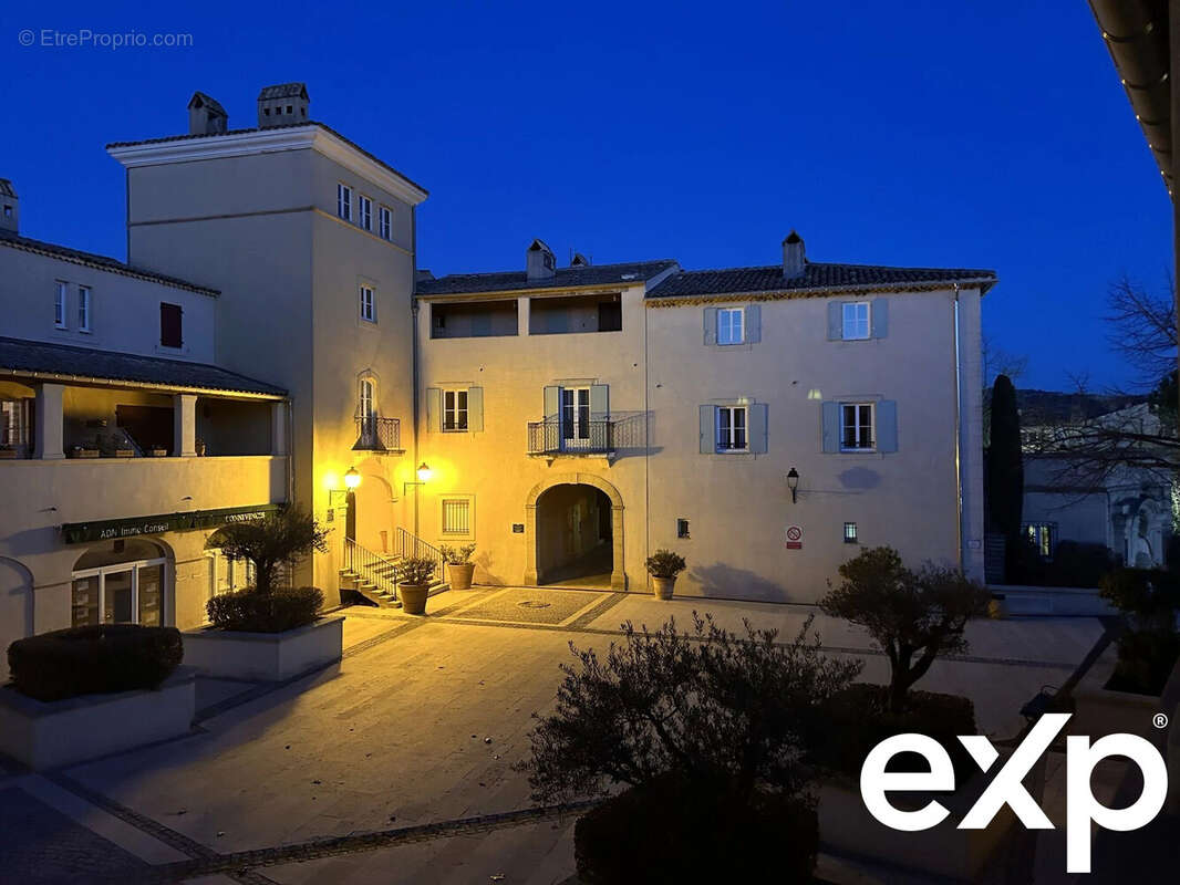 Appartement à MALLEMORT