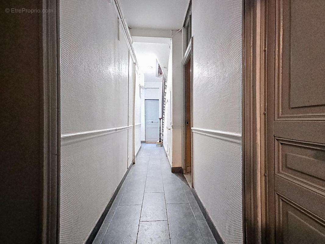 Appartement à PARIS-11E