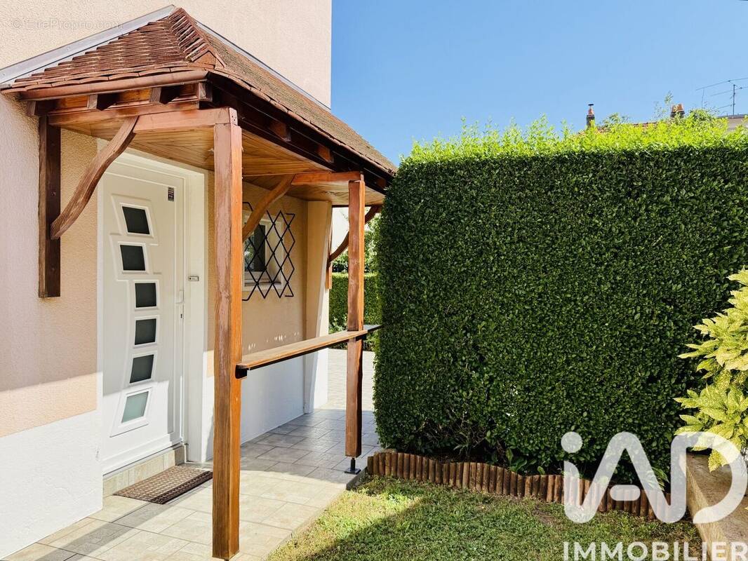 Photo 1 - Maison à MONTIGNY-LES-METZ