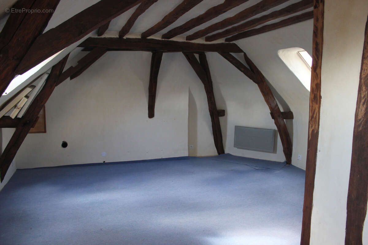 Maison 132 m² à Benais  - photo 9