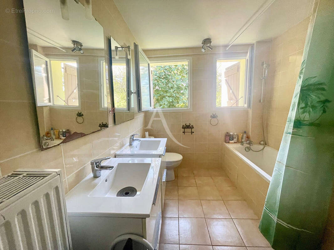 Maison à L&#039;ISLE-JOURDAIN