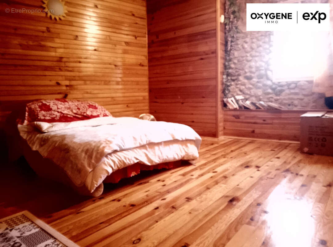 Maison à PEYRESTORTES