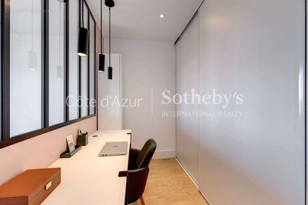 Appartement à LE CANNET
