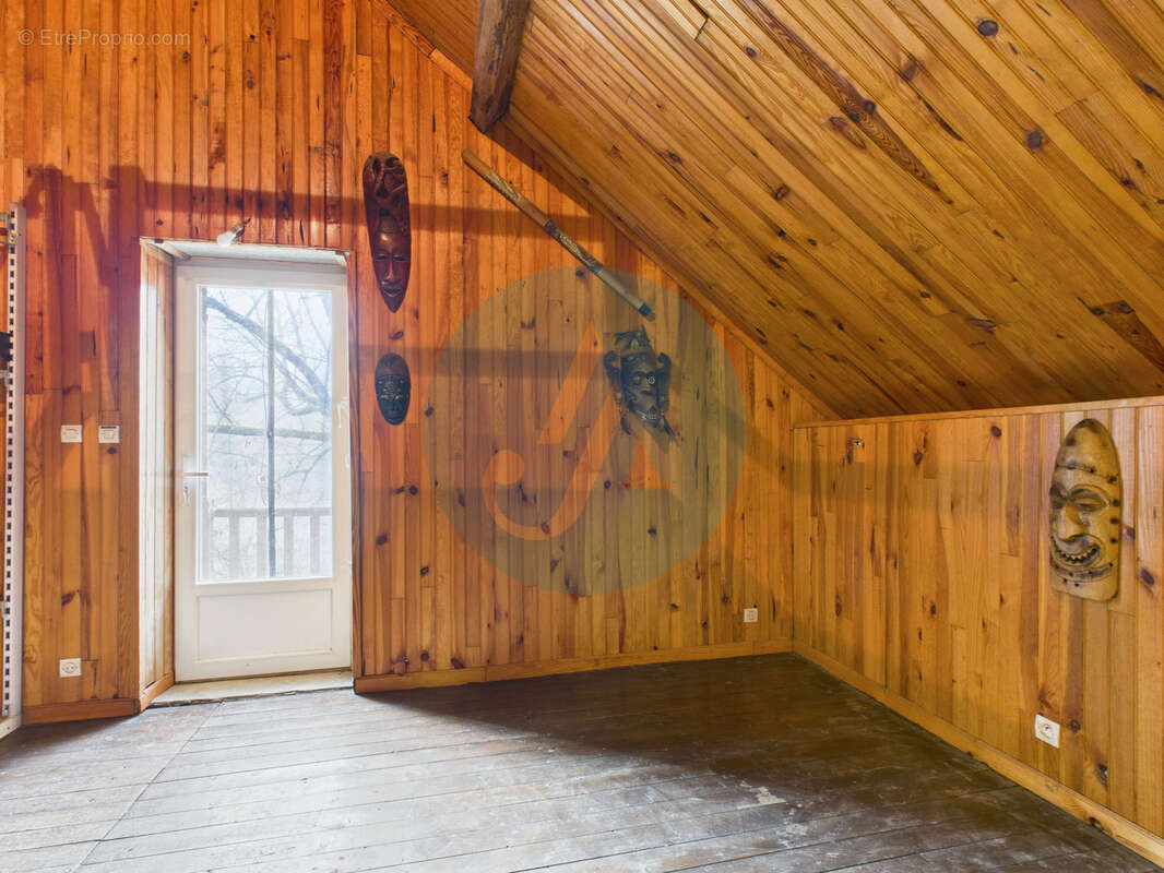 Maison à TRONSANGES