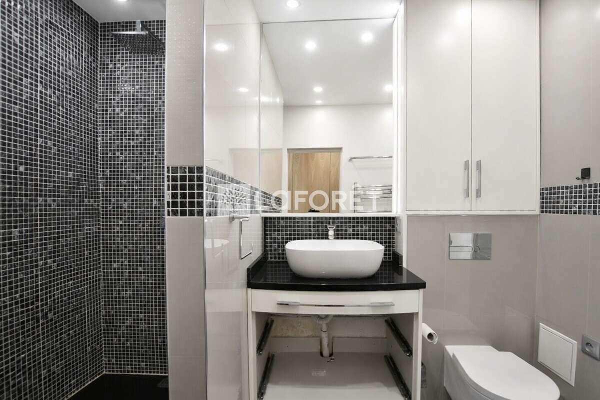 Appartement à LA CELLE-SAINT-CLOUD