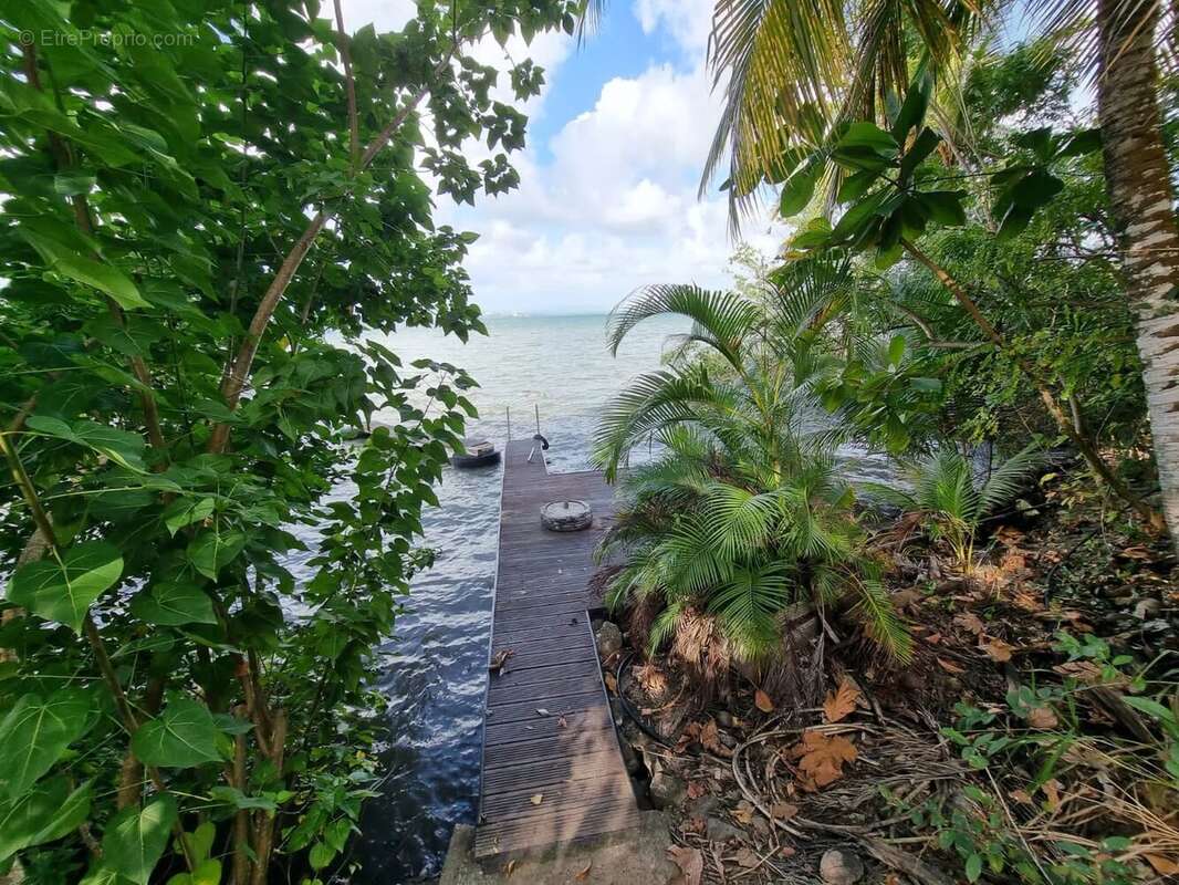 Maison à LES TROIS-ILETS