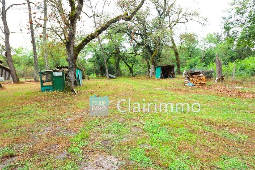 Maison à LERM-ET-MUSSET