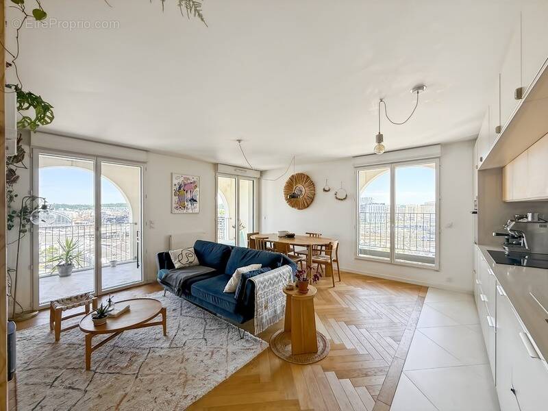 Appartement à BORDEAUX