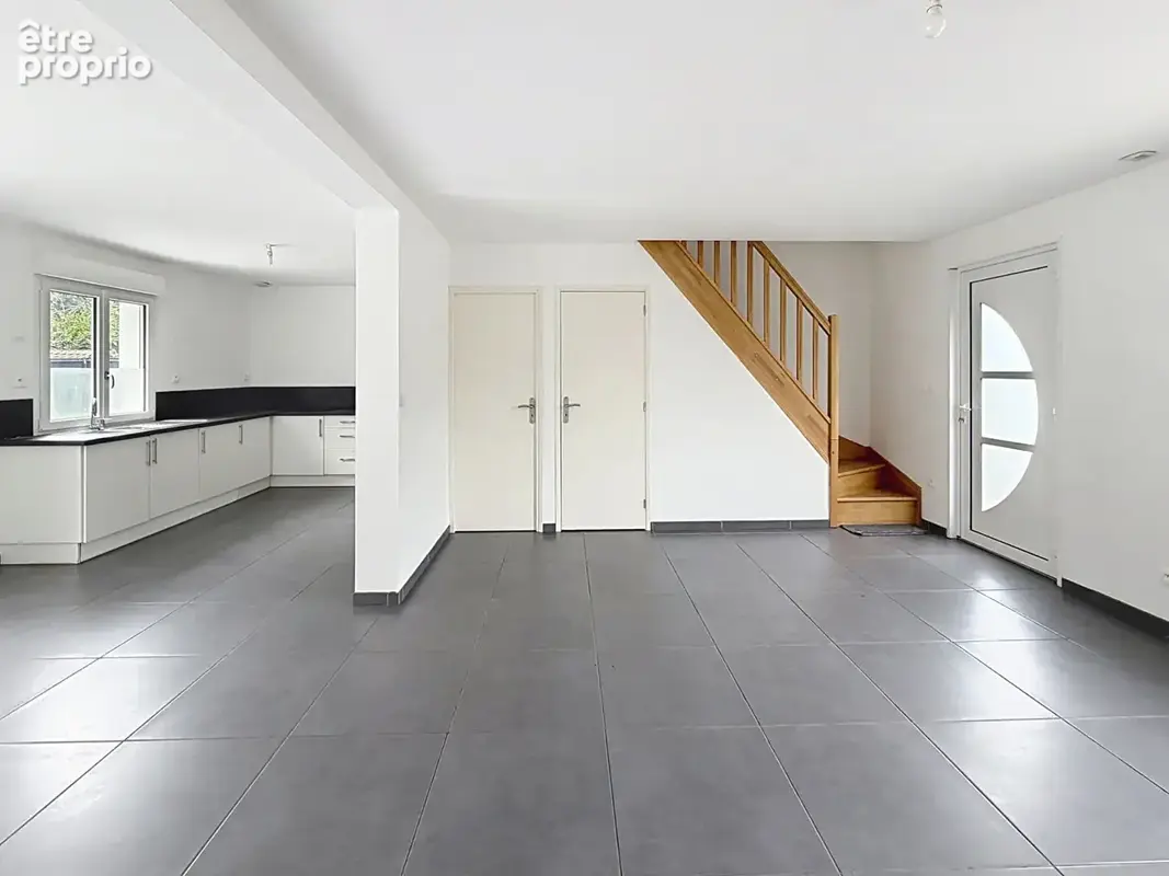 CALAIS - Pavillon semi-plain-pied 4 chambres - 112 m2 - photo 2