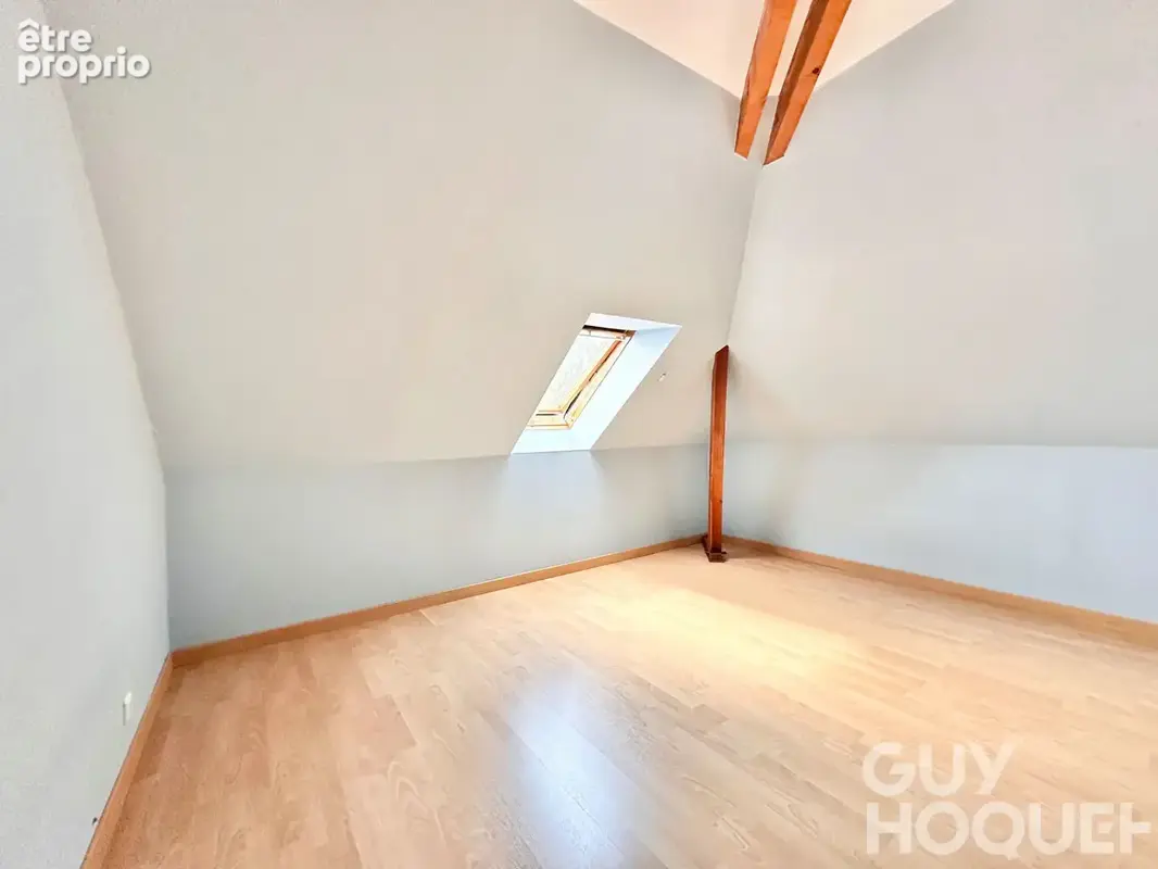 Maison d'architecte avec vue Pyrénées à proximité immédiate du centre ville d'Orthez - photo 16