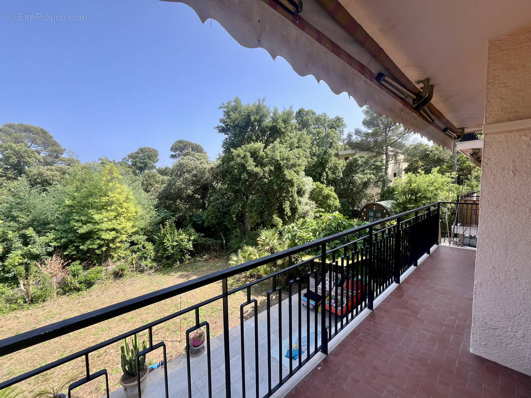 Appartement à FREJUS