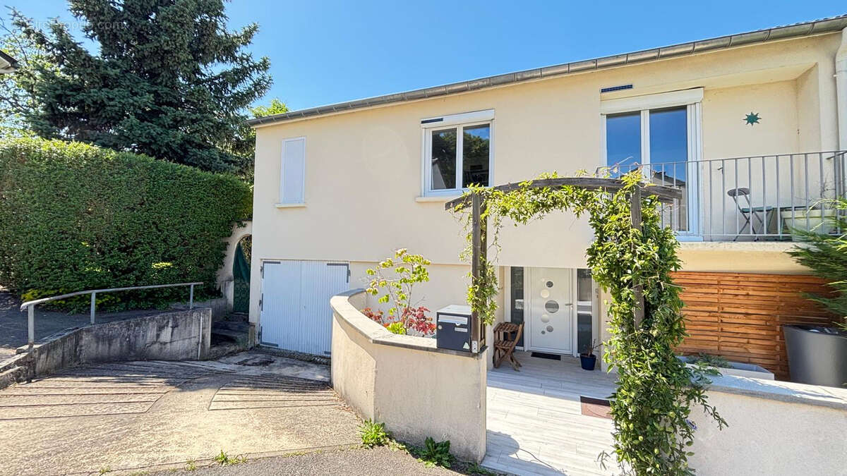 Maison à LUZARCHES