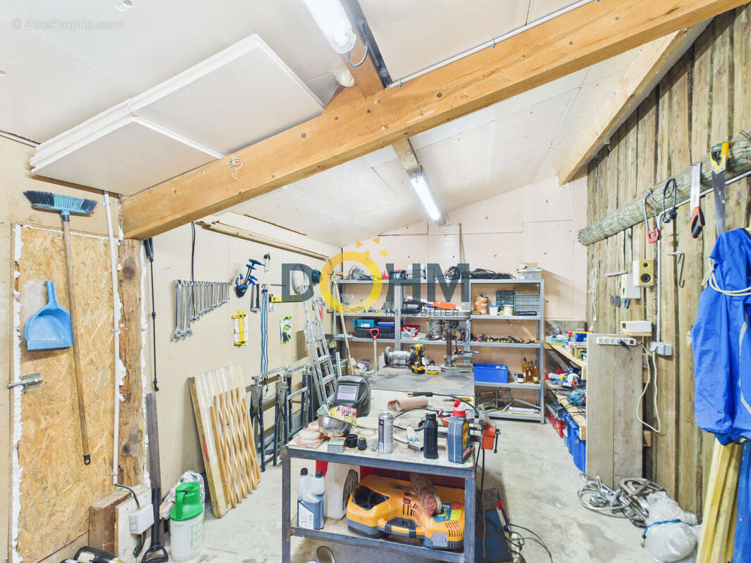 A vendre chalet a saint-ferreol des cotes, 3 chambres, grande piece de vie - photo 15