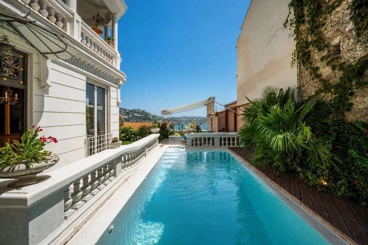 Maison de 7 pièces de 170 m² à Roquebrune-Cap-Martin - photo 3