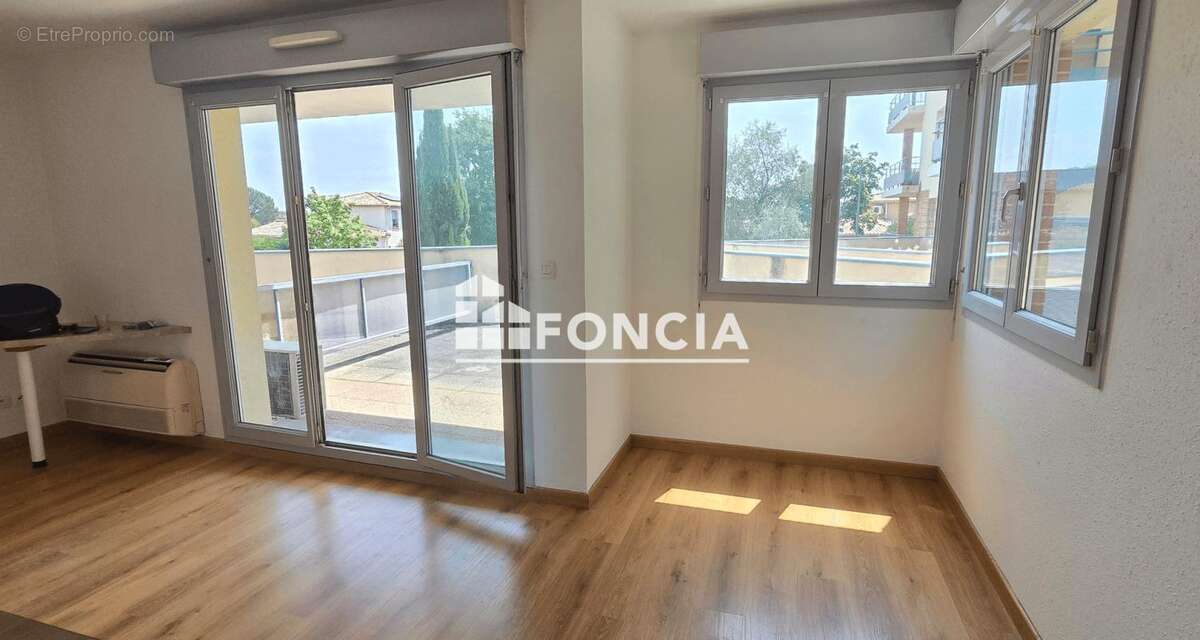 Lardennes - residence prisee - t2 - terrasse de 22 m2 - parking - cellier - piscine - photo 10