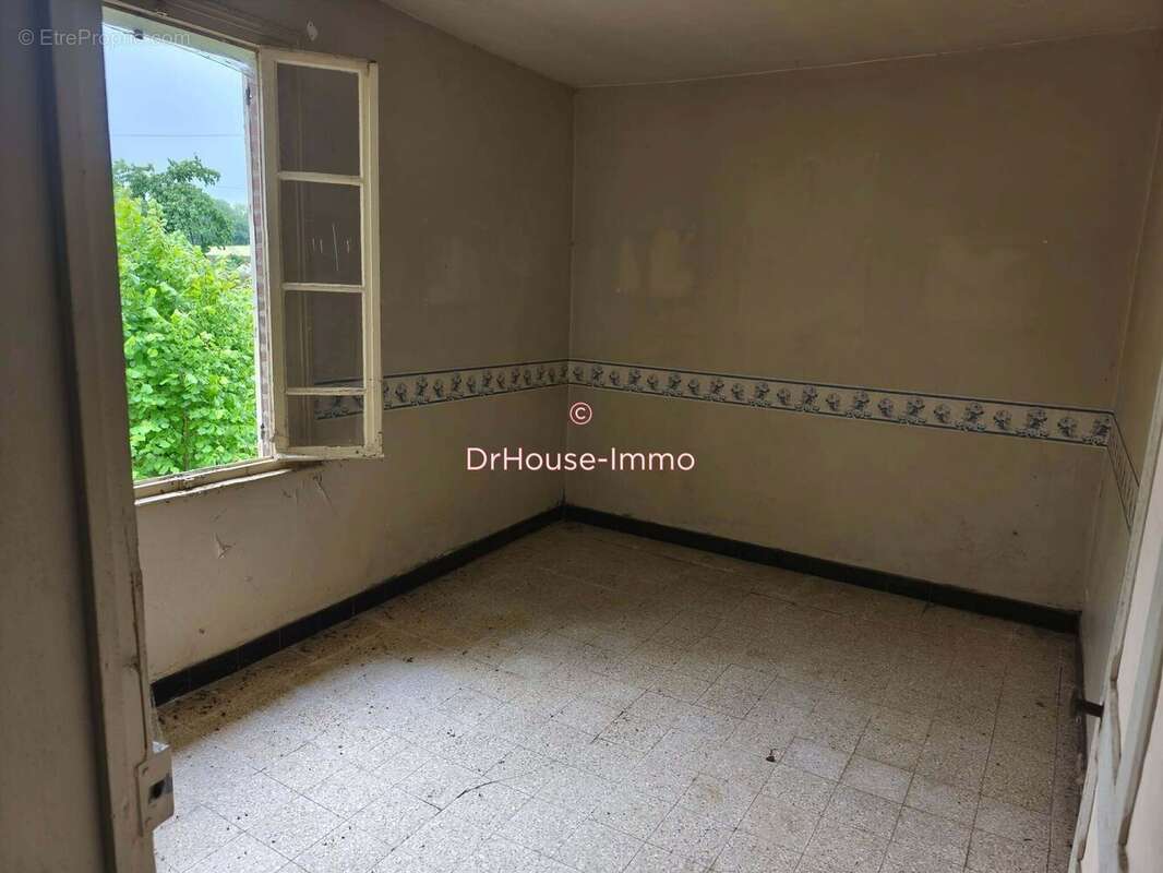 Maison 68 m² à Tilloloy  - photo 12