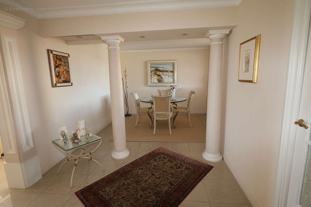 Appartement à SAINT-RAPHAEL